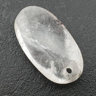 Kryształ górski owal z dziurką 35x19 mm nr 18