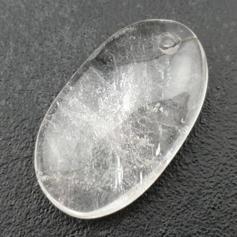 Kryształ górski owal z dziurką 36x21 mm nr 10 Kryształ górski owal z dziurką 36x21 mm nr 10