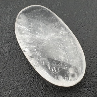 Kryształ górski owal z dziurką 41x23 mm nr 5