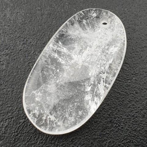 Kryształ górski owal z dziurką 42x23 mm nr 15 Kryształ górski owal z dziurką 42x23 mm nr 15