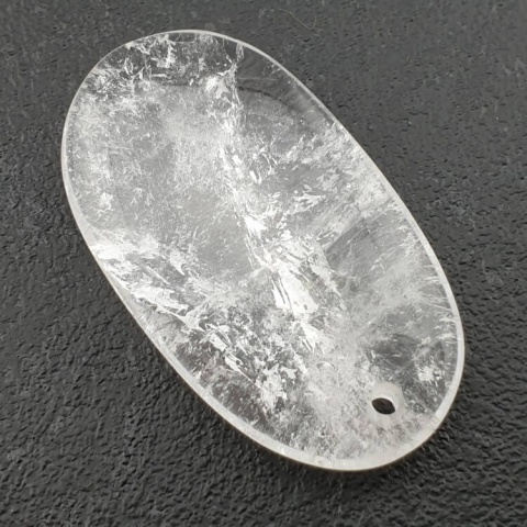 Kryształ górski owal z dziurką 42x23 mm nr 15 Kryształ górski owal z dziurką 42x23 mm nr 15
