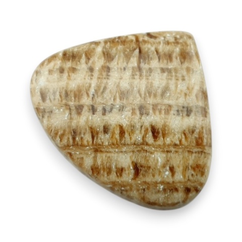 Aragonit kaboszon 28x25 mm nr 90