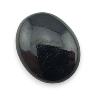 Czarny turmalin kaboszon 24x19 mm nr 429