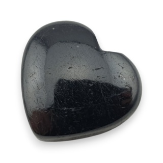 Czarny turmalin kaboszon serce 26x24 mm nr 79