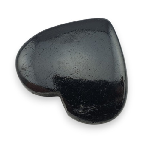 Czarny turmalin kaboszon serce 31x28 mm nr 84
