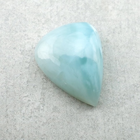 Larmimar kaboszon 17x13 mm nr 633