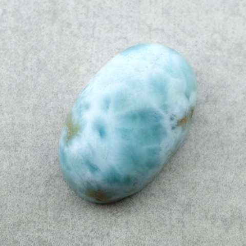 Larmimar kaboszon 19x12 mm nr 548