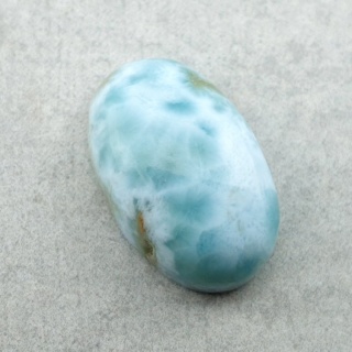 Larmimar kaboszon 19x12 mm nr 548