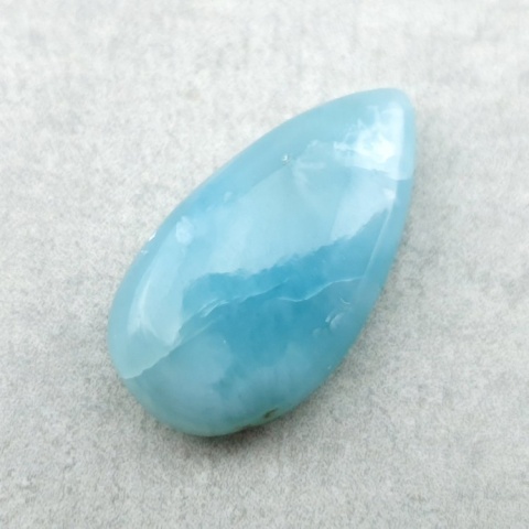 Larmimar kaboszon 21x12 mm nr 583