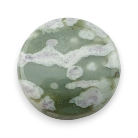 Peace jade cabochon fi 22x mm no 16