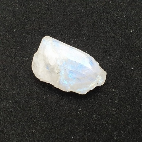 Kamień księżycowy kawałek polerowany 25x15 mm nr 363