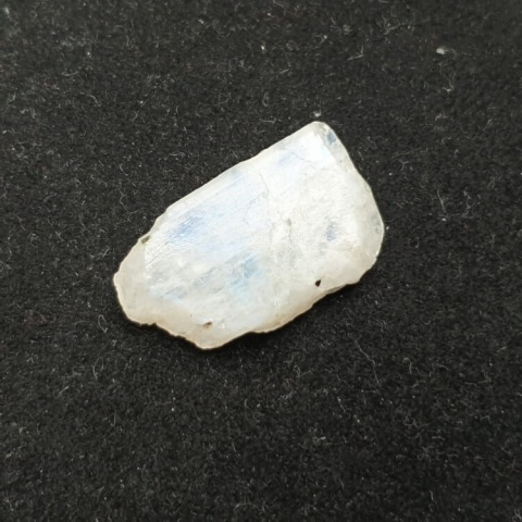 Kamień księżycowy kawałek polerowany 25x15 mm nr 363