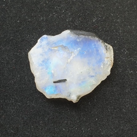 Kamień księżycowy kawałek polerowany 26x23 mm nr 354