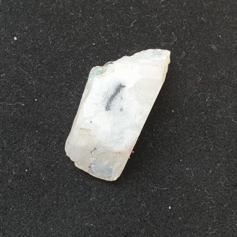 Kamień księżycowy kawałek polerowany 30x15 mm nr 321