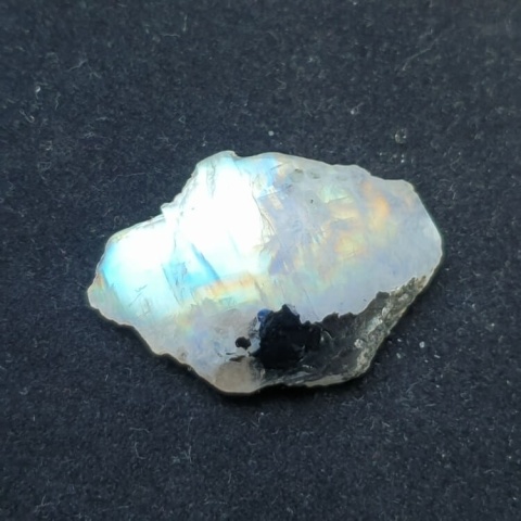 Moonstone polished chunk 35x24 mm no 329