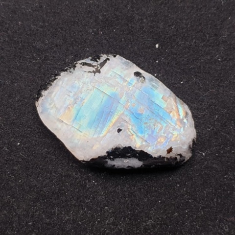 Moonstone polished chunk 35x24 mm no 359