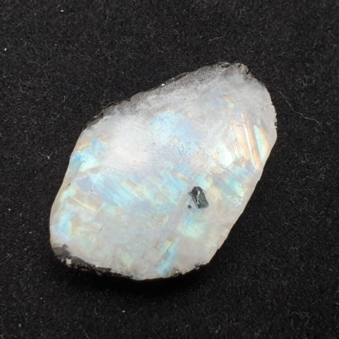 Moonstone polished chunk 35x24 mm no 359