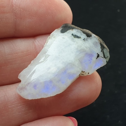 Moonstone polished chunk 36x21 mm no 332