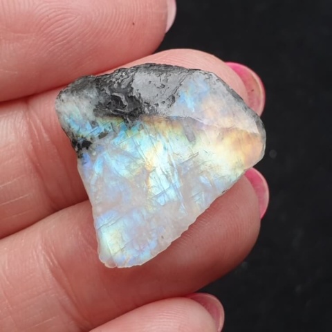 Moonstone polished chunk 23x20 mm no 398