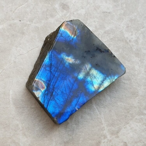 Labradorite polished slab 30x27 mm no 367