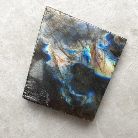 Labradorite polished slab 34x31 mm no 281