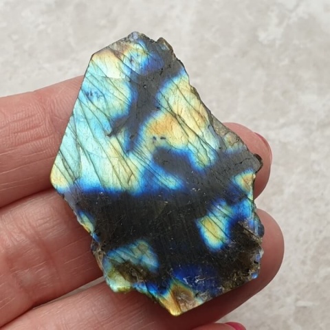 Labradorite polished slab 44x31 mm no 315
