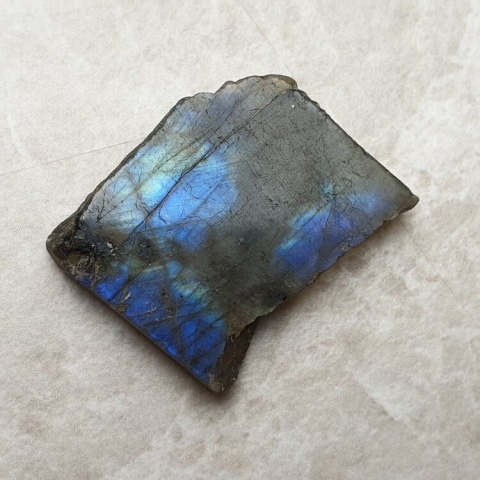 Labradoryt plaster polerowany z dziurką 29x24 mm nr 160