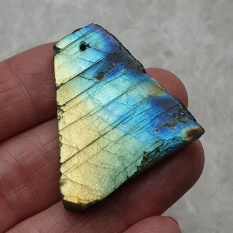 Labradorite polished slab with hole 34x30 mm no 154