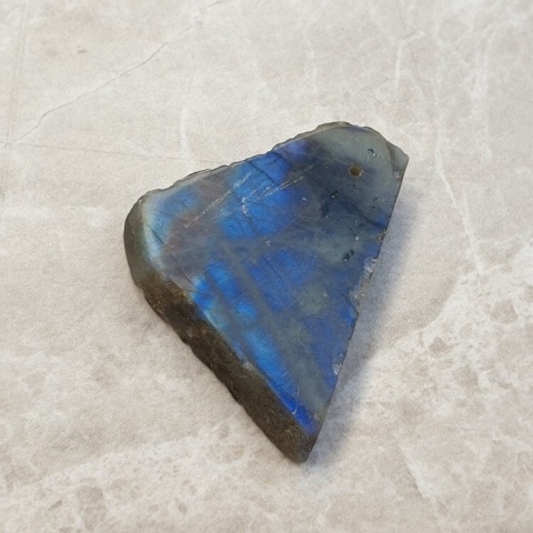 Labradoryt plaster polerowany z dziurką 36x26 mm nr 109