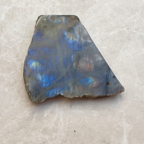 Labradorite polished slab with hole 37x35 mm no 97