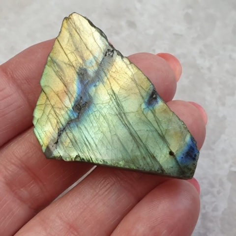 Labradorite polished slab with hole 39x34 mm no 105