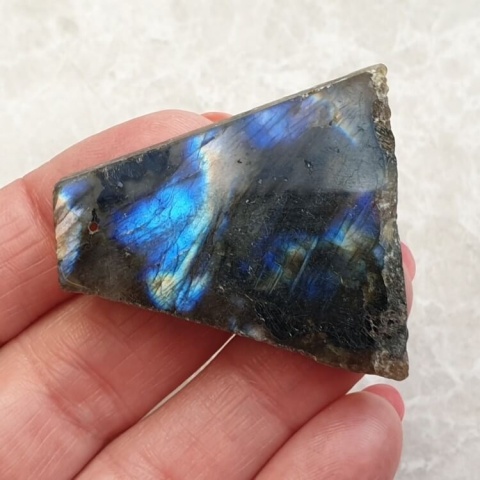 Labradorite polished slab with hole 42x37 mm no 80