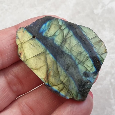 Labradorite polished slab with hole 43x35 mm no 81