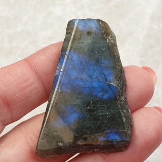 Labradoryt plaster polerowany z dziurką 45x28 mm nr 114