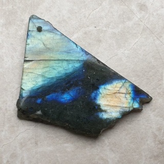 Labradoryt plaster polerowany z dziurką 47x30 mm nr 235