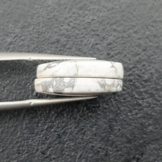 Howlit para kaboszonów z dziurką 17x13 mm nr R339