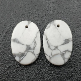 Howlit para kaboszonów z dziurką 18x12 mm nr R359