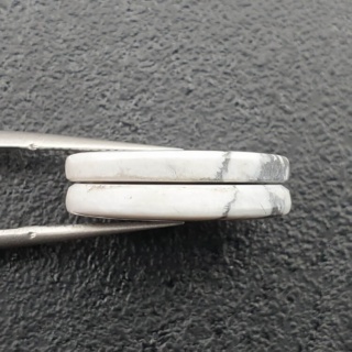 Howlit para kaboszonów z dziurką 19x14 mm nr R342