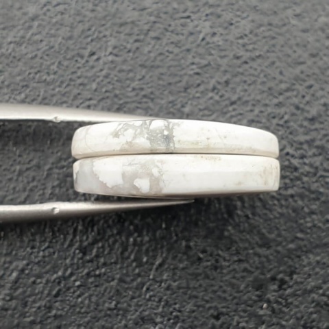 Howlit para kaboszonów z dziurką 19x15 mm nr R349