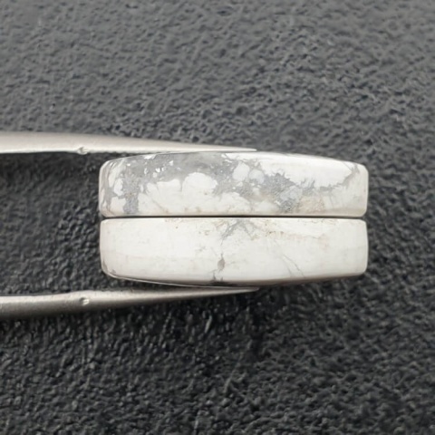 Howlit para kaboszonów z dziurką 20x14 mm nr R337