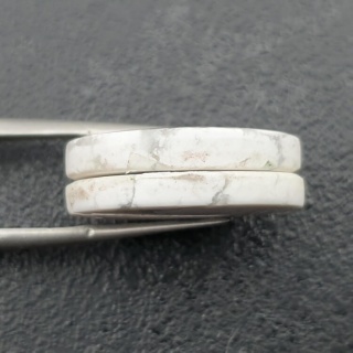 Howlit para kaboszonów z dziurką 22x17 mm nr R330