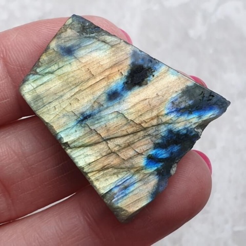 Labradorite polished slab 32x28 mm no 415