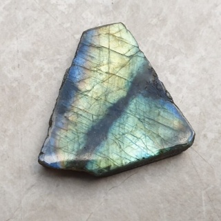Labradoryt plaster polerowany 37x34 mm nr 411