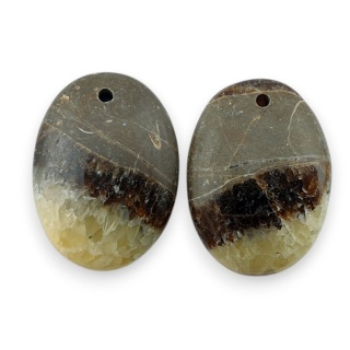 Septaria para kaboszonów z dziurką 18x13 mm nr R429