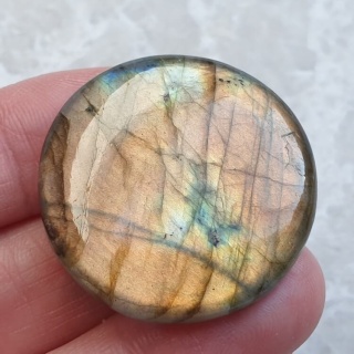 Labradorite round cabochon fi 32x mm no B696