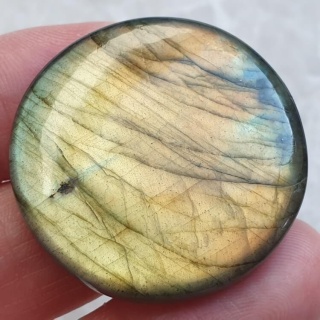 Labradorite round cabochon fi 33x mm no B699