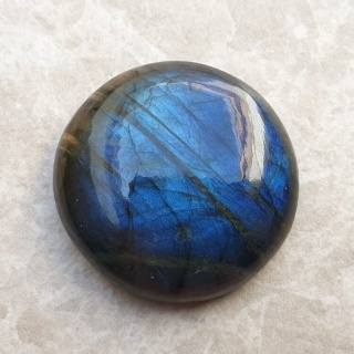 Labradoryt kaboszon fi 28 mm nr B725