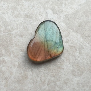 Labradorite cabochon heart 21x16 mm no 238