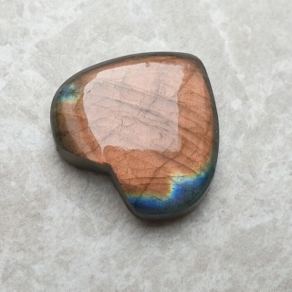 Labradorite cabochon heart 26x24 mm no 220