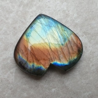 Labradorite cabochon heart 29x26 mm no 203